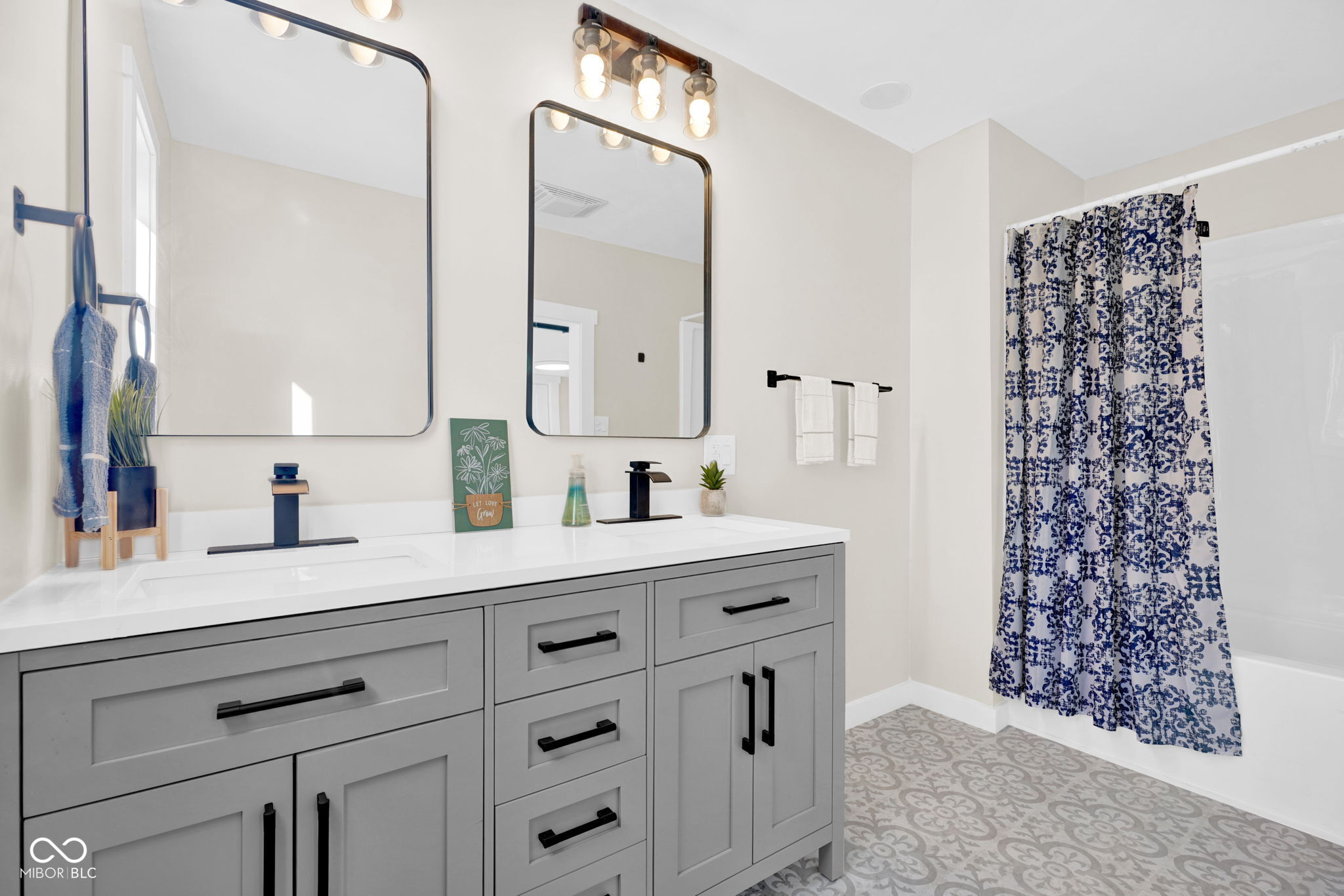 8311 West Old Nashville Road Columbus, IN 47201 - Photo 11 of 36
