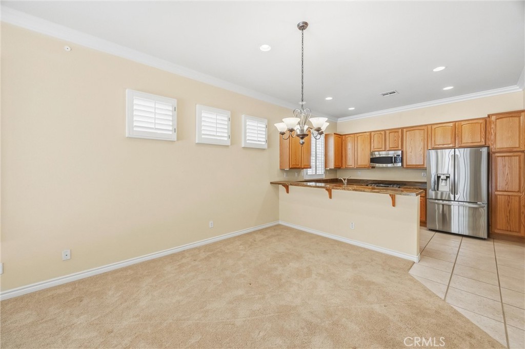 5307 Breckenridge Avenue Banning, CA 92220 - Photo 11 of 45 Dining & Kitchen