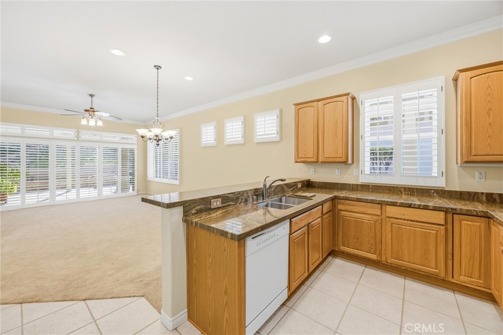 5307 Breckenridge Avenue Banning, CA 92220 - Photo 17 of 45 Granite Counters in Kitchen