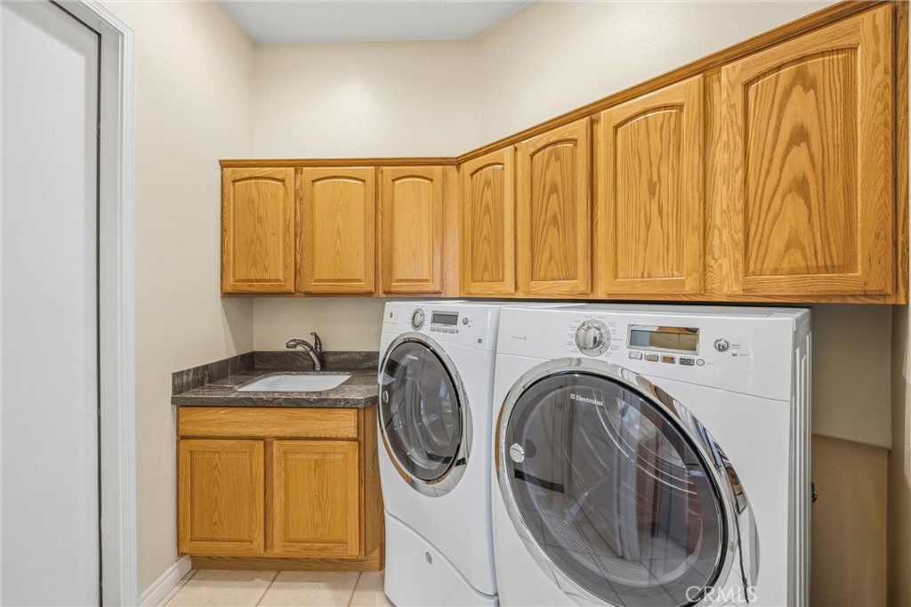 5307 Breckenridge Avenue Banning, CA 92220 - Photo 20 of 45 Launday