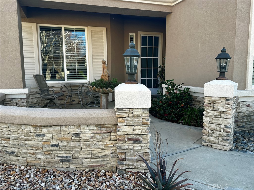 5307 Breckenridge Avenue Banning, CA 92220 - Photo 44 of 45 Courtyard