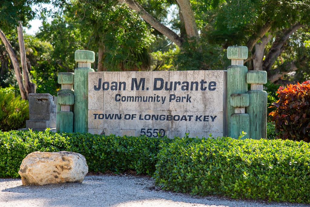691 Gulf Bay Road Longboat Key, FL 34228 - Photo 32 of 34