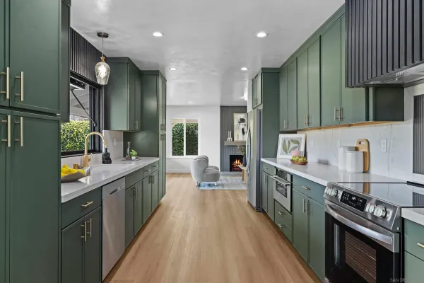$1,125,000 | 4422 Point Degada, Oceanside, CA 92058