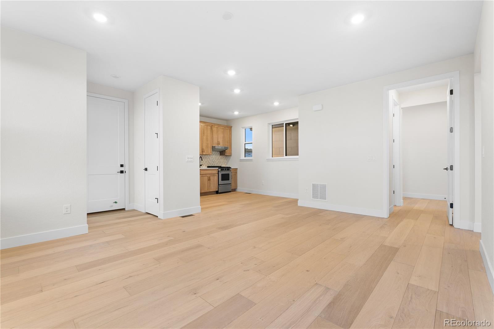 11283 Tenor Trail Lone Tree, CO 80134 - Photo 28 of 47 a view of an empty room with closet and a window