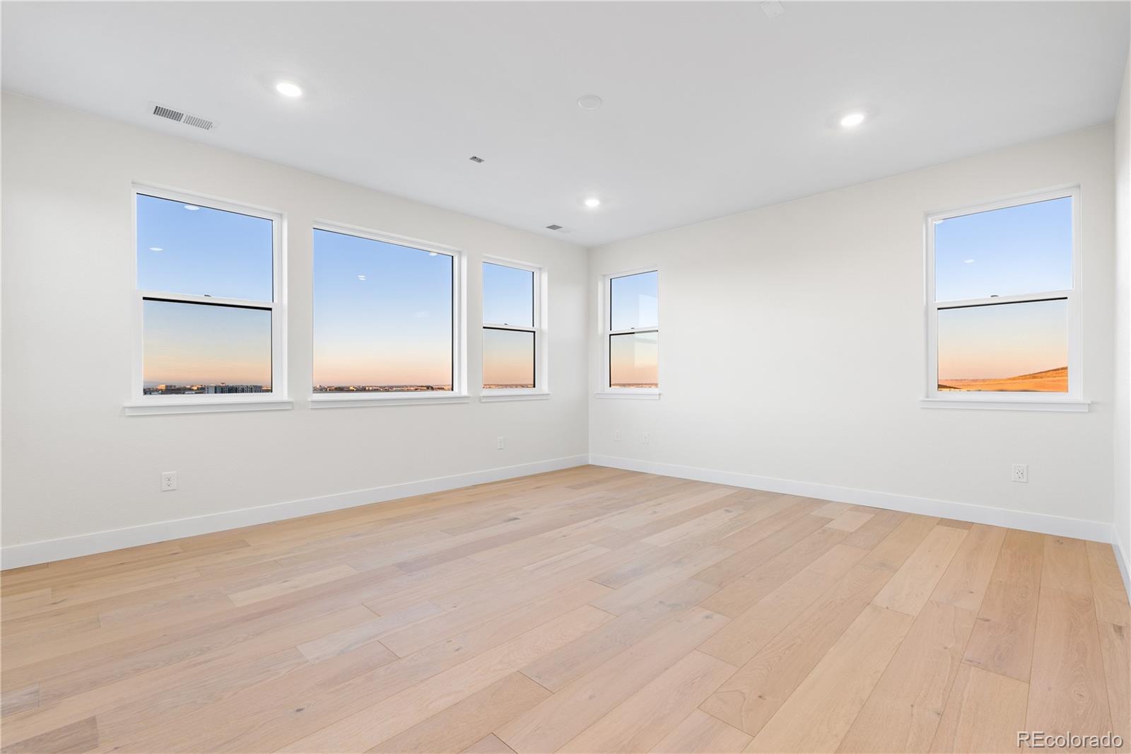 11283 Tenor Trail Lone Tree, CO 80134 - Photo 33 of 47 a view of an empty room