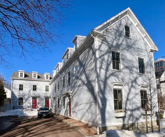 $1,630,000 | 259 Hurley Street, Unit 4, Cambridge, MA 02141