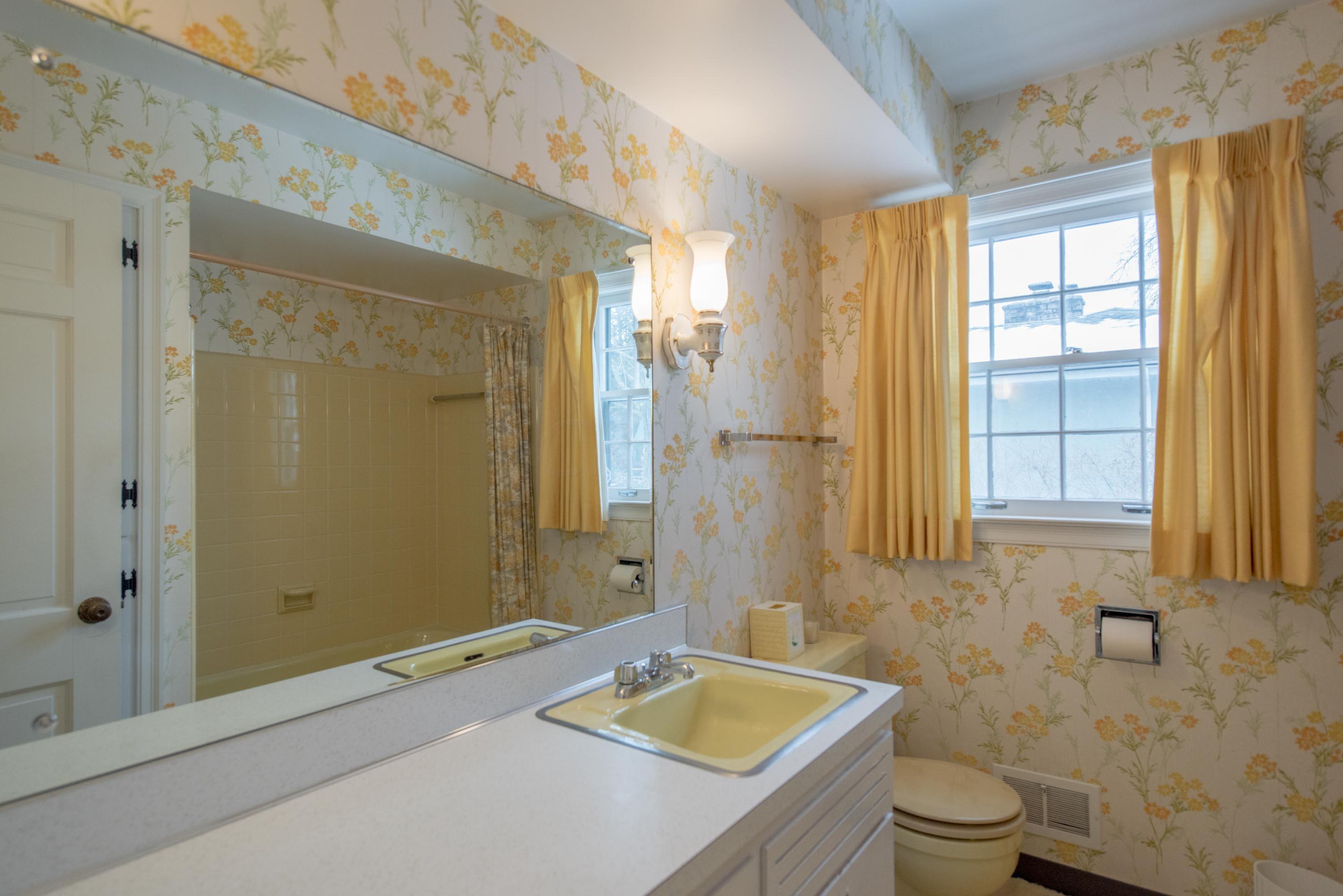 2985 Halstead Road Columbus, OH 43221 - Photo 18 of 19