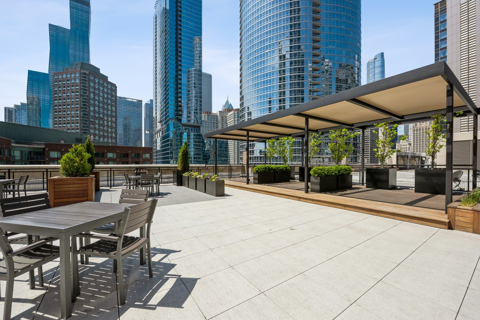 512 North McClurg Court, Unit 504 Chicago, IL 60611 - Photo 11 of 12