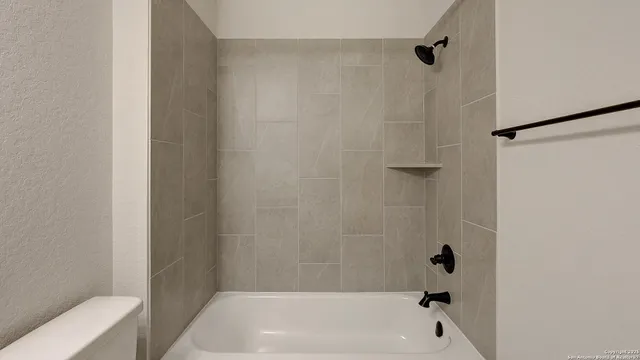 $499,900 | 3002 Vistablue Lane, San Antonio, TX 78245