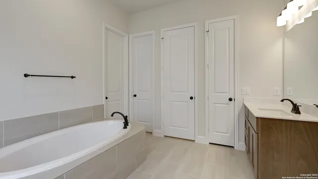 $499,900 | 3002 Vistablue Lane, San Antonio, TX 78245