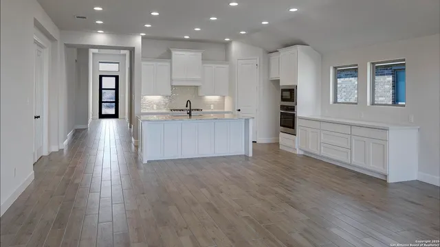 $499,900 | 3002 Vistablue Lane, San Antonio, TX 78245