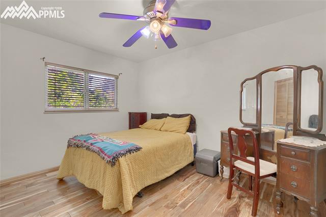 4860 Del Sol Road Colorado Springs, CO 80918 - Photo 13 of 26