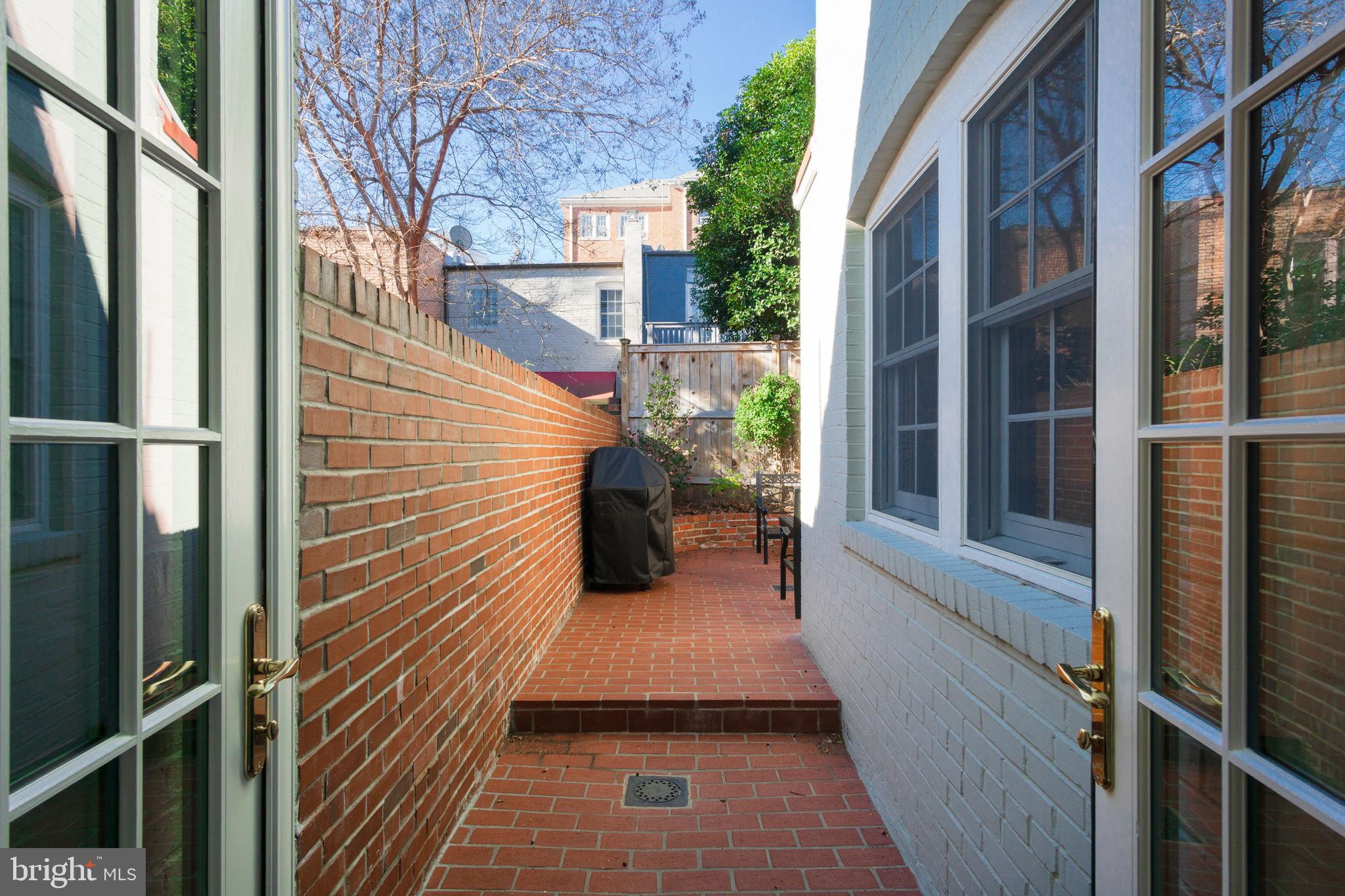 1520 26th Street Northwest Washington, DC 20007 - Photo 22 of 25