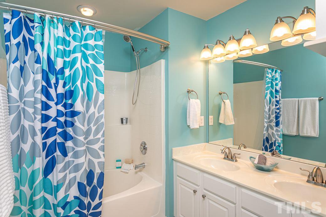 1642 Brook Fern Way Raleigh, NC 27609 - Photo 13 of 28