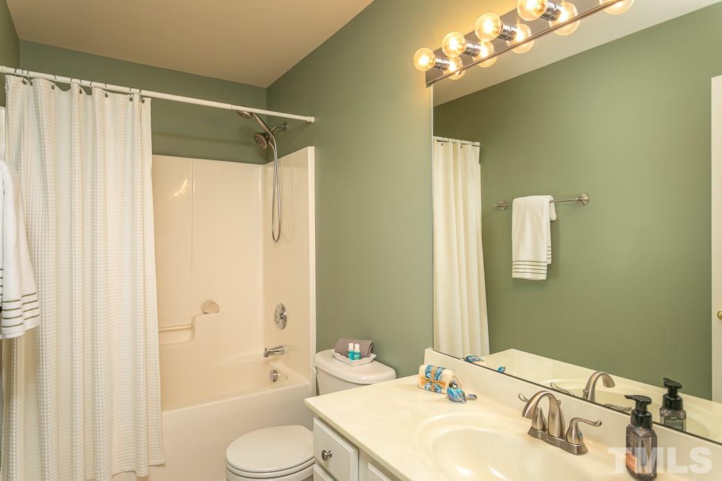 1642 Brook Fern Way Raleigh, NC 27609 - Photo 15 of 28