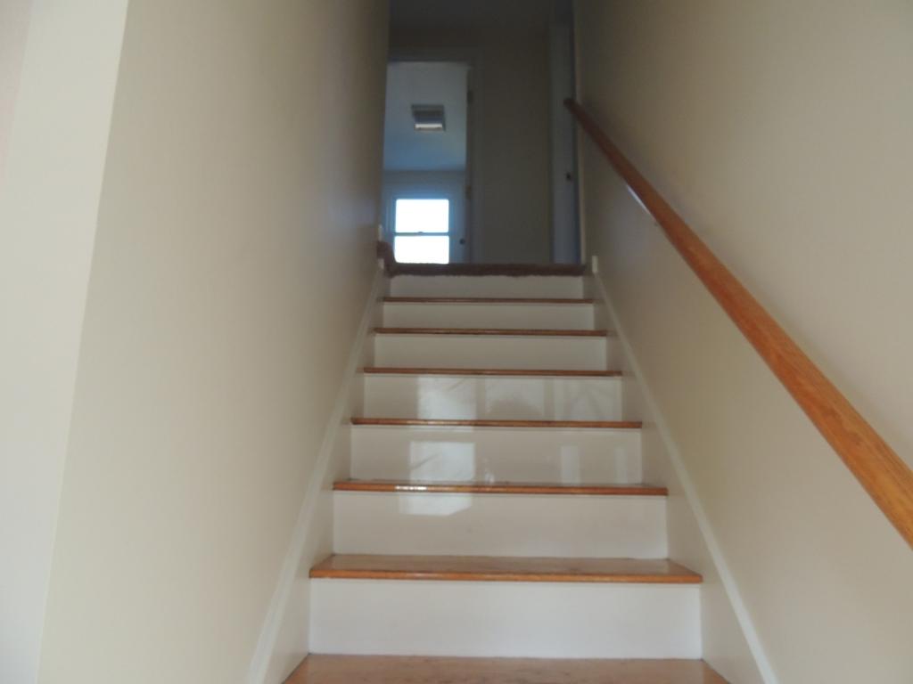 7 Pine Road Hudson, NH 03051 - Photo 22 of 30