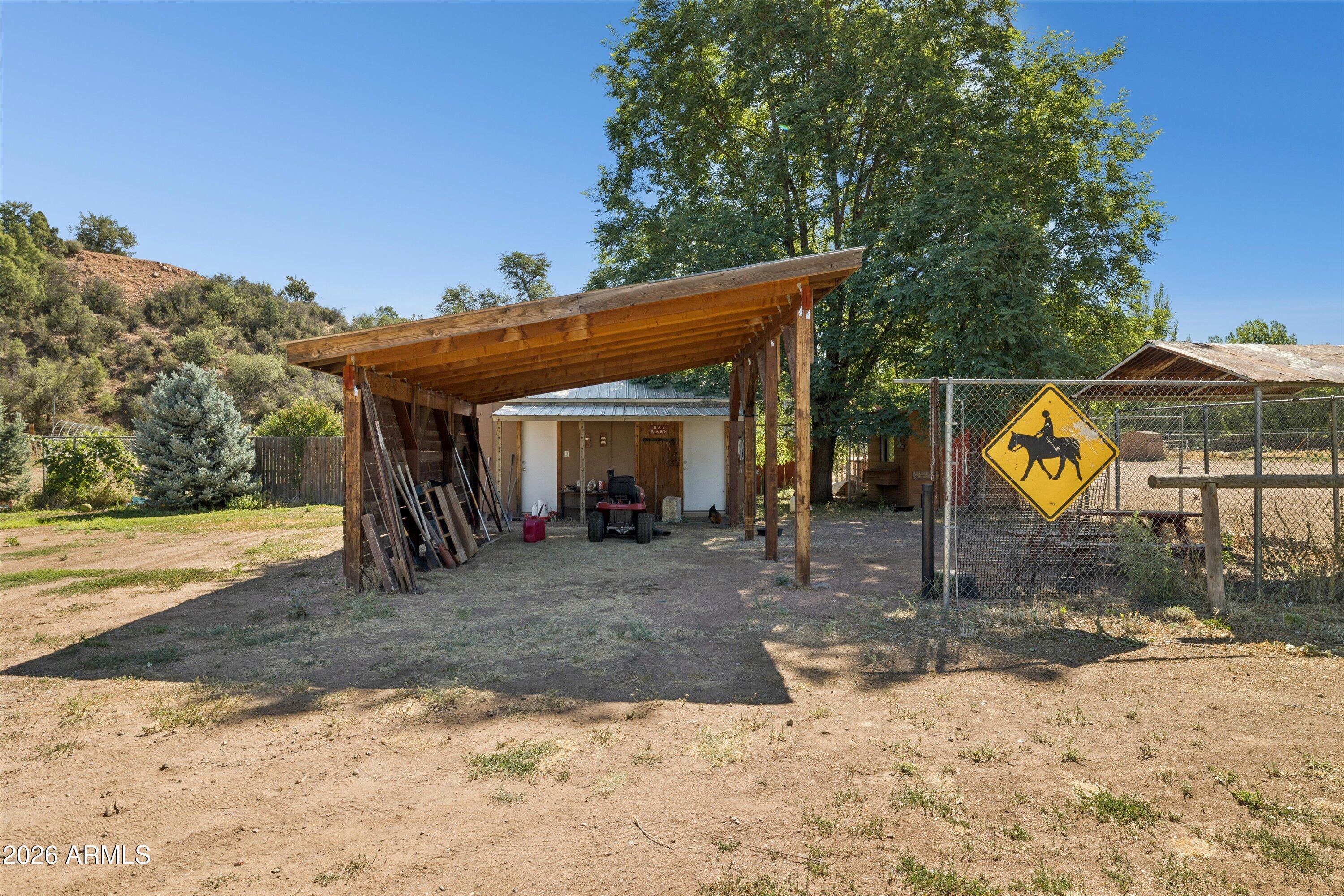 191 Cornerstone Way Payson, AZ 85541 - Photo 32 of 48 31-Pole Barn
