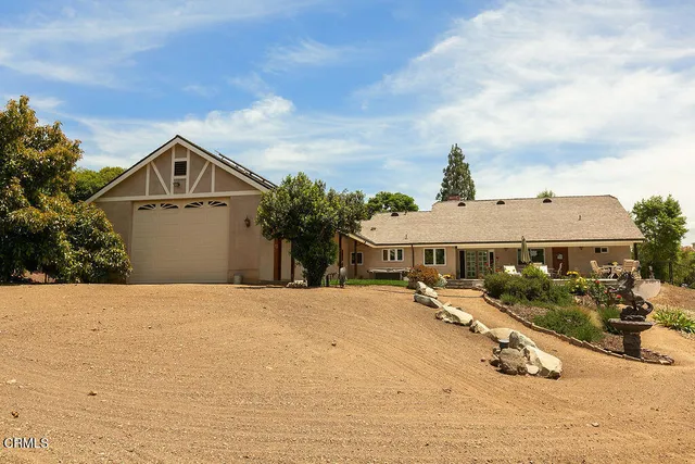 $2,299,000 | 2735 Los Pinos Circle, Camarillo, CA 93012