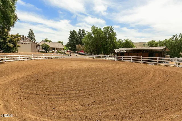 $2,299,000 | 2735 Los Pinos Circle, Camarillo, CA 93012