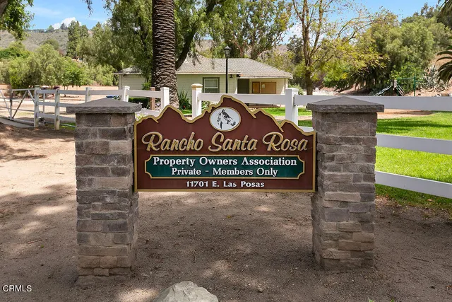 $2,299,000 | 2735 Los Pinos Circle, Camarillo, CA 93012