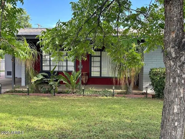 $2,499 | 4105 East Lewis Avenue, Phoenix, AZ 85008