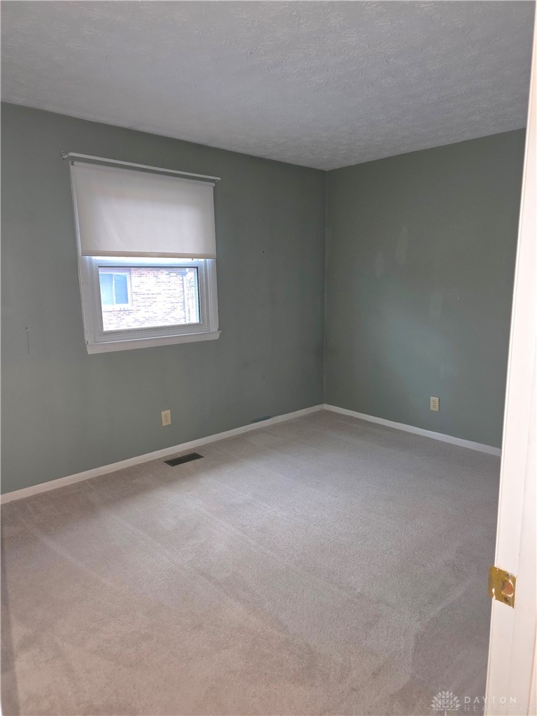 9920 Sheehan Road Dayton, OH 45458 - Photo 31 of 46