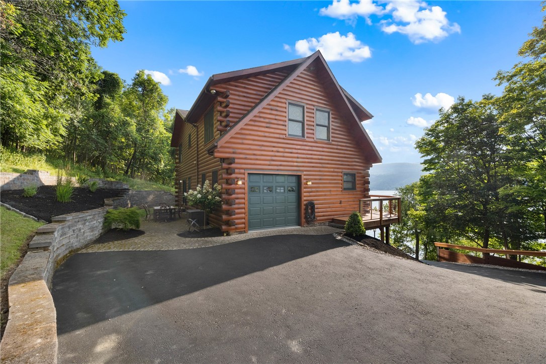 1265 South Lake Road Middlesex, NY 14507 - Photo 18 of 50 Large turnaround driveway for easy access