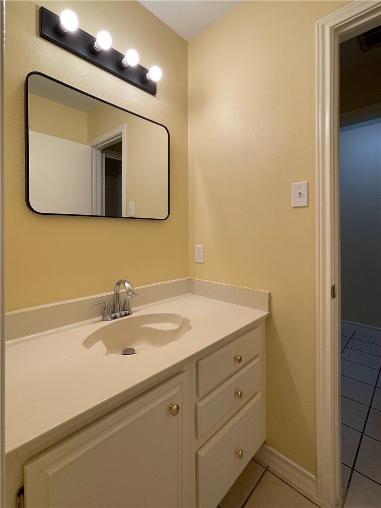 4221 Ridge View Drive Corpus Christi, TX 78413 - Photo 21 of 34