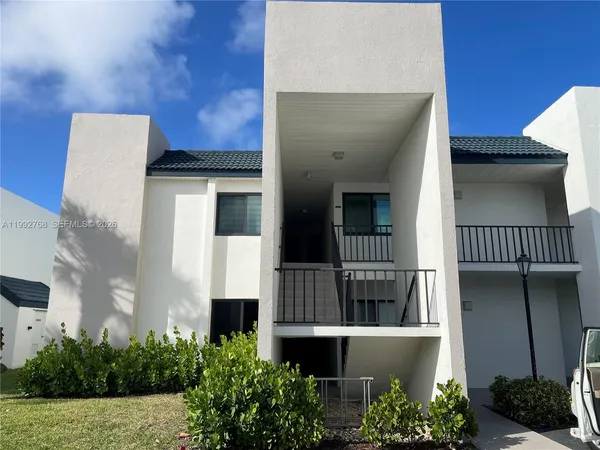 $330,000 | 1605 Highway 1, Unit 206V3, Jupiter, FL 33477