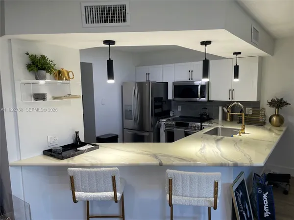 $330,000 | 1605 Highway 1, Unit 206V3, Jupiter, FL 33477