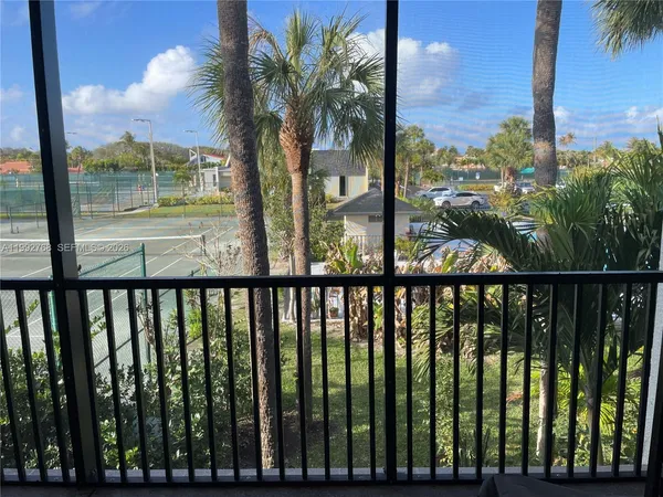 $330,000 | 1605 Highway 1, Unit 206V3, Jupiter, FL 33477