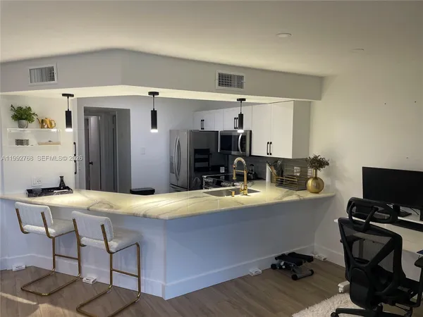 $330,000 | 1605 Highway 1, Unit 206V3, Jupiter, FL 33477