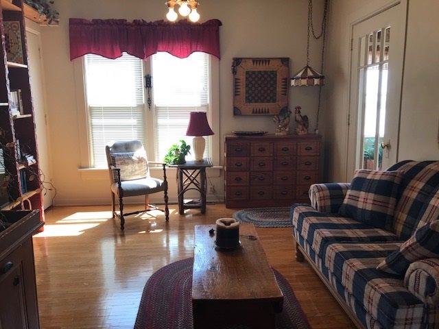 1221 R Avenue Buckingham, IA 50612 - Photo 5 of 20 Gallery Image 5