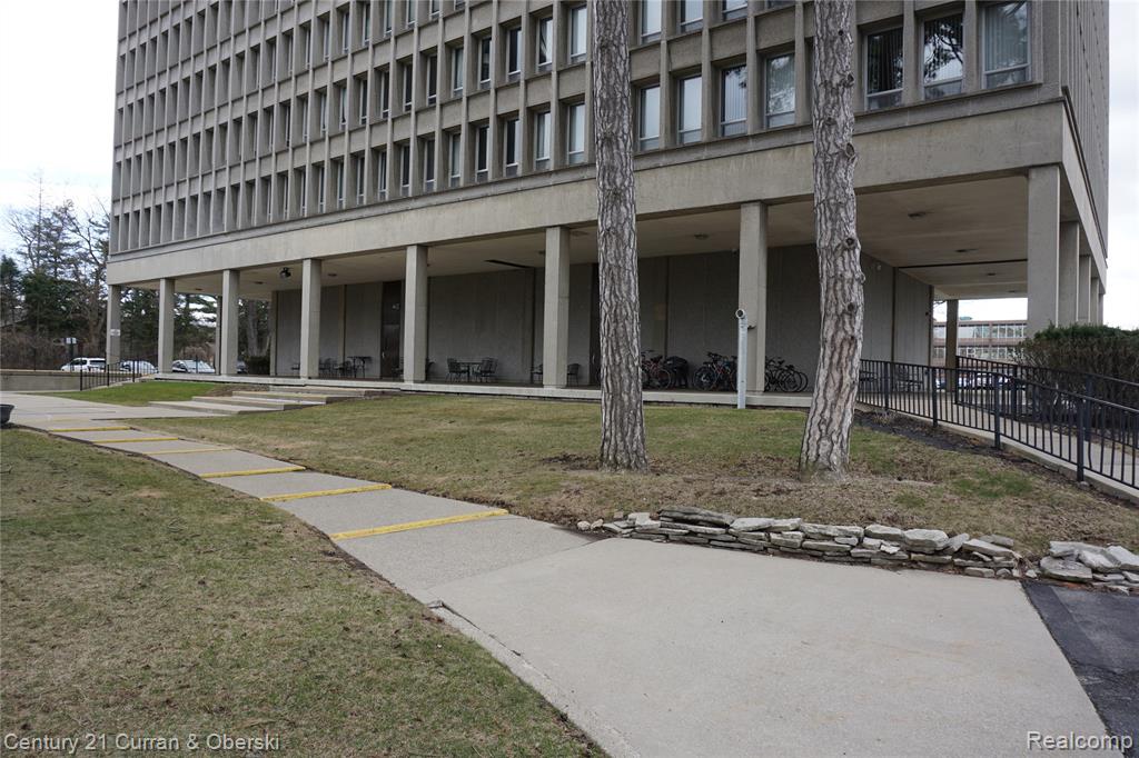 22700 Garrison Street, Unit 710 Dearborn, MI 48124 - Photo 7 of 19