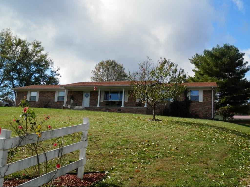 209 Overview Loop Jonesville, VA 24263 - Photo 1 of 14 Photo 1