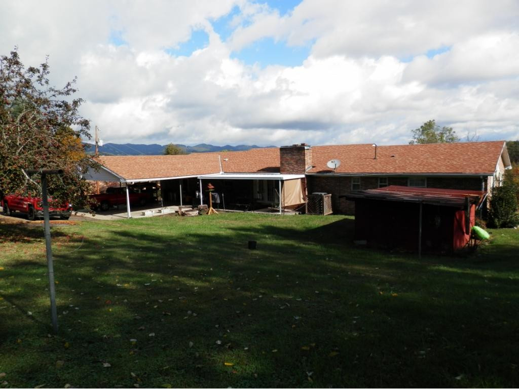 209 Overview Loop Jonesville, VA 24263 - Photo 5 of 14 Photo 5