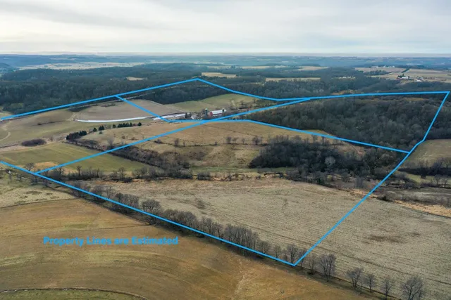 $1,799,000 | E5190 Sand Hill Road, Reedsburg, WI 53959