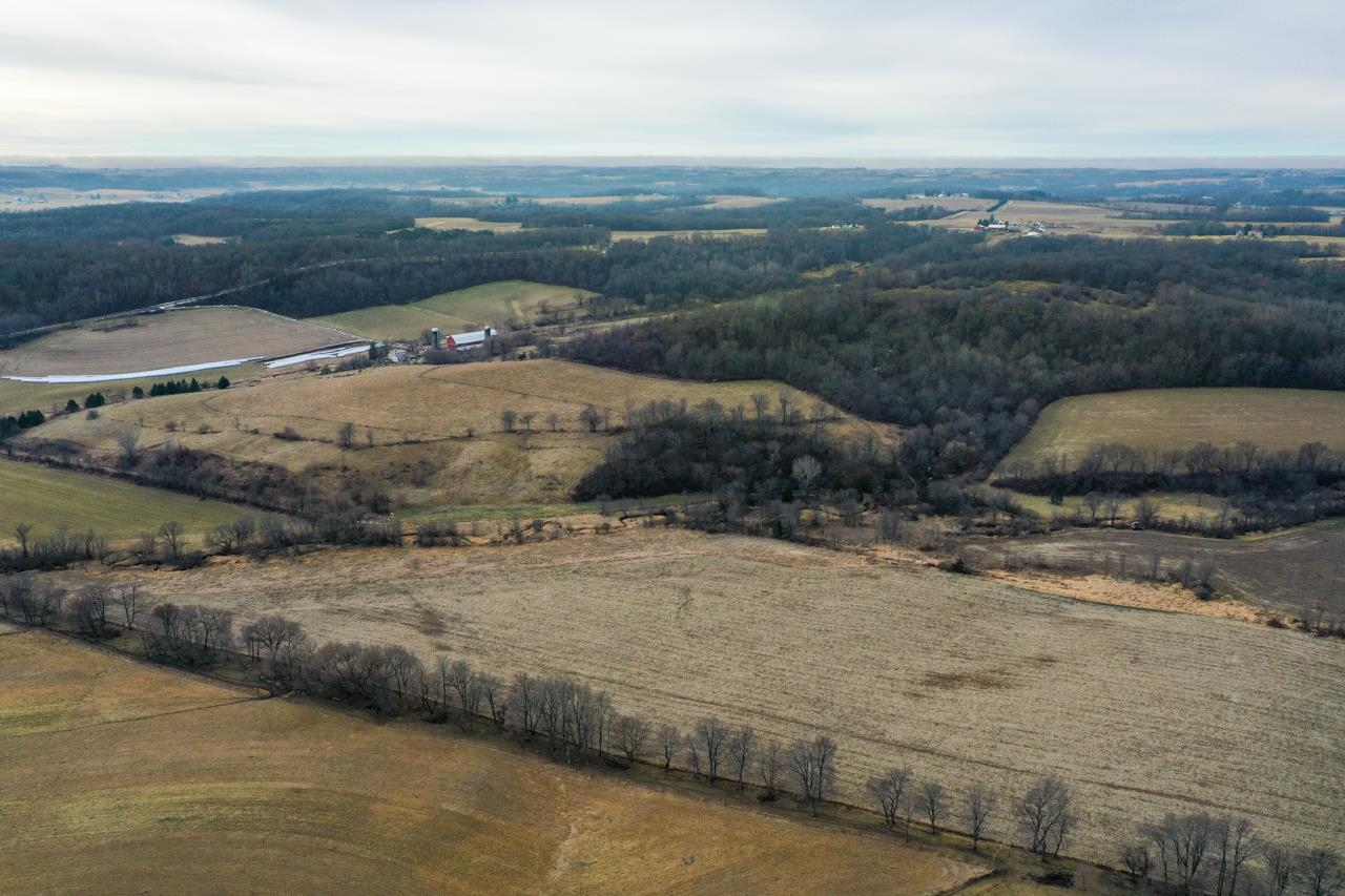 E5190 Sand Hill Road Reedsburg, WI 53959 - Photo 18 of 61