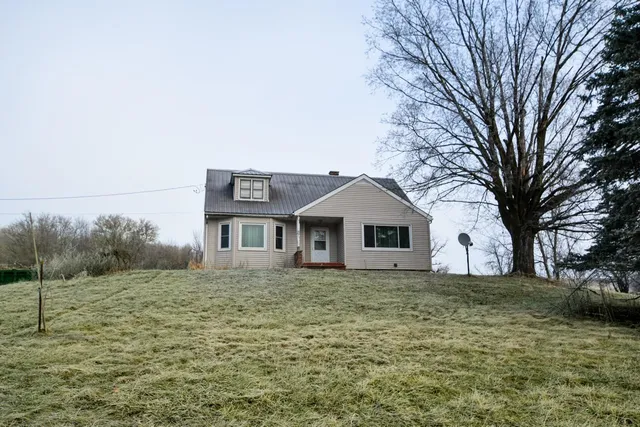 $1,799,000 | E5190 Sand Hill Road, Reedsburg, WI 53959