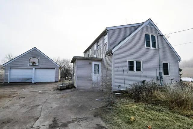 $1,299,900 | E5190 Sand Hill Road, Reedsburg, WI 53959