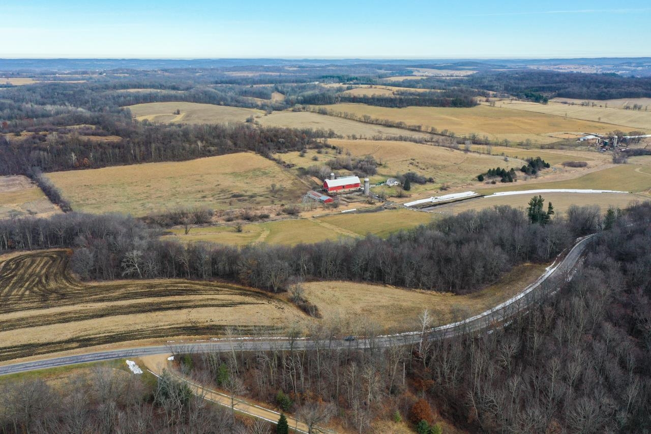 E5190 Sand Hill Road Reedsburg, WI 53959 - Photo 6 of 61