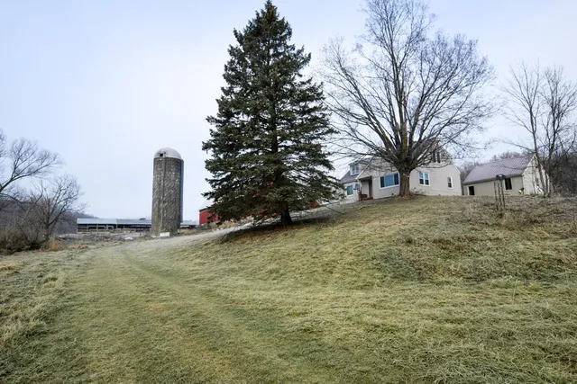 $1,799,000 | E5190 Sand Hill Road, Reedsburg, WI 53959