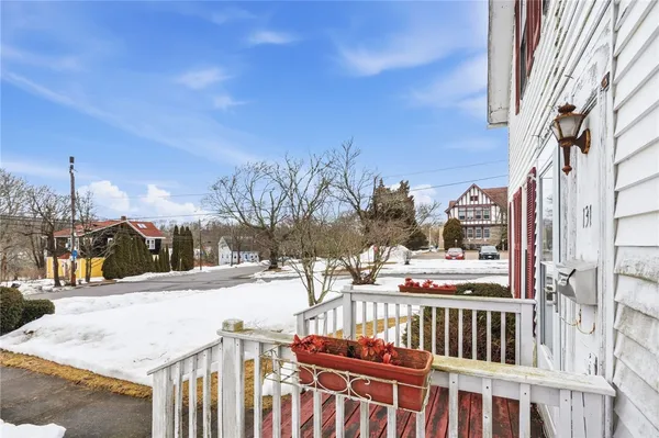 $475,000 | 131 Columbia Street, South Kingstown, RI 02879