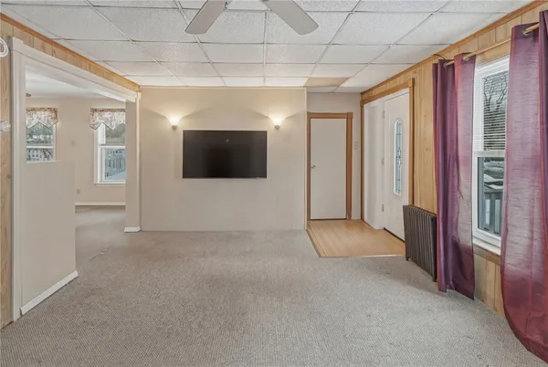 $475,000 | 131 Columbia Street, South Kingstown, RI 02879