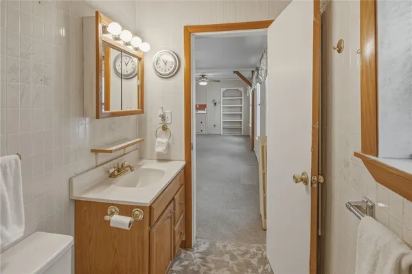 $475,000 | 131 Columbia Street, South Kingstown, RI 02879