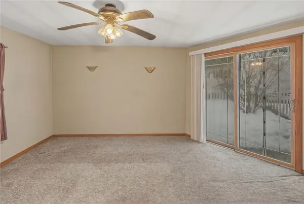 $475,000 | 131 Columbia Street, South Kingstown, RI 02879