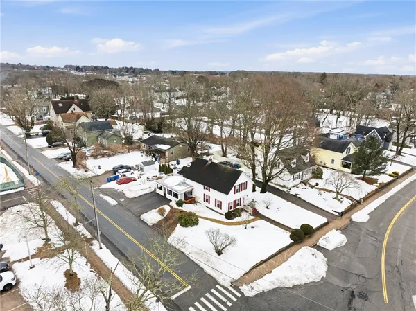 $475,000 | 131 Columbia Street, South Kingstown, RI 02879