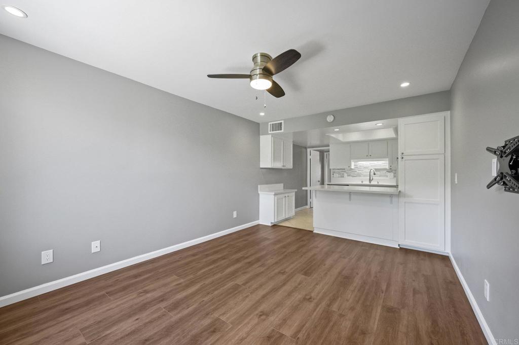 27725 Mountain Meadow Road, Unit 27 Escondido, CA 92026 - Photo 13 of 19