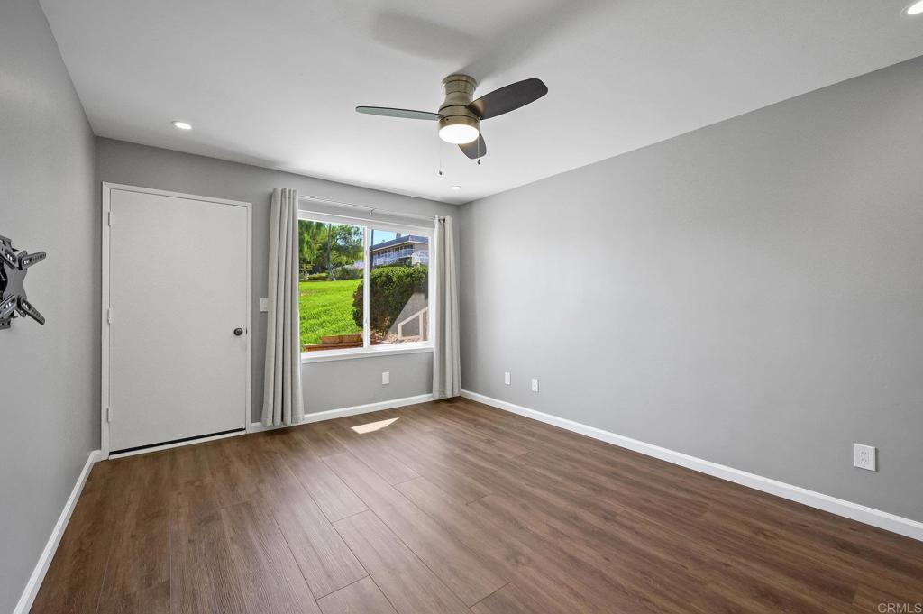 27725 Mountain Meadow Road, Unit 27 Escondido, CA 92026 - Photo 9 of 19