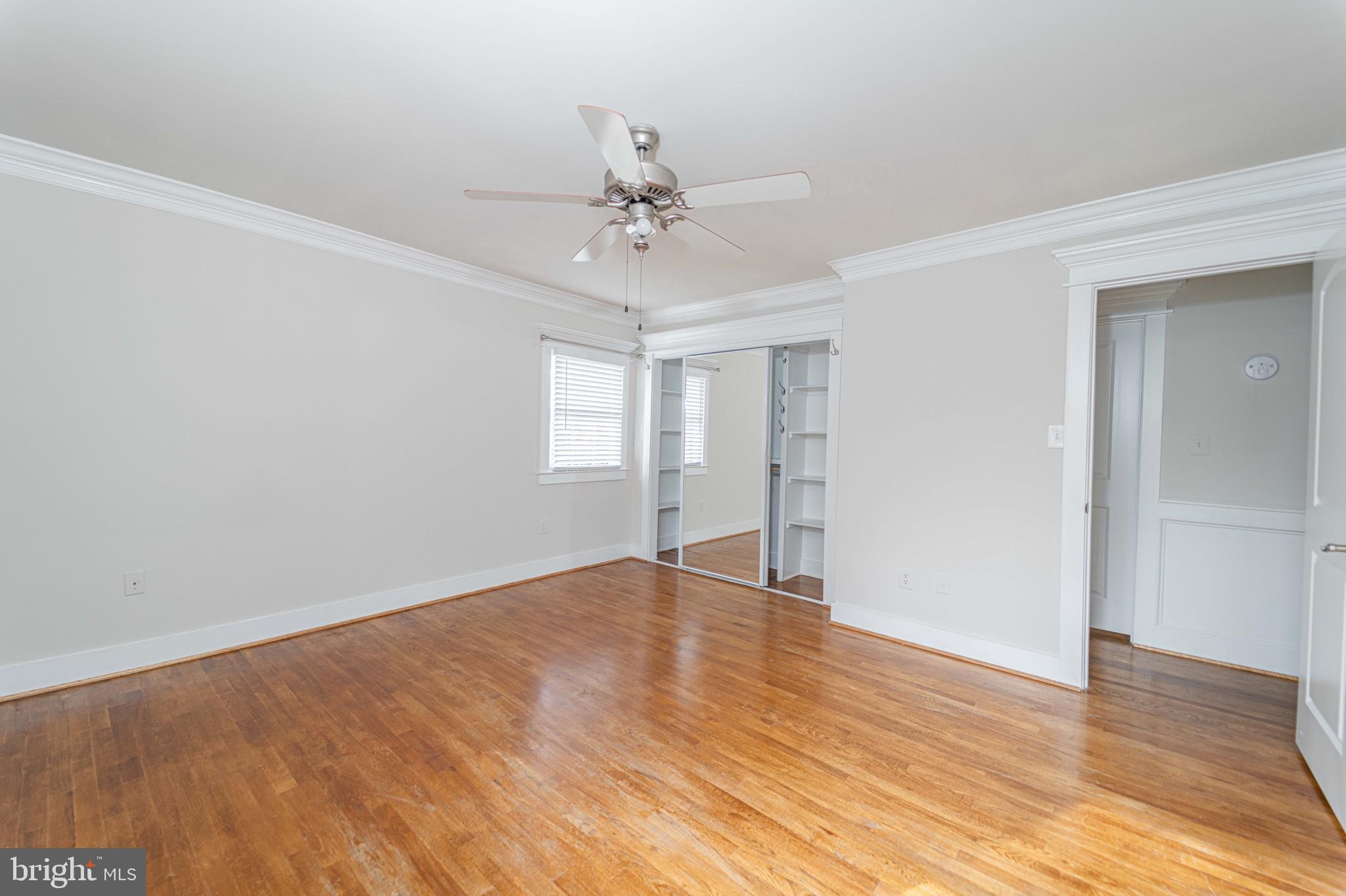 8893 Grant Avenue Manassas, VA 20110 - Photo 20 of 32 Primary bedroom